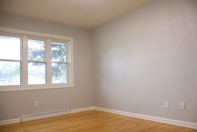 2711 Hyacinth AVENUE, Janesville, WI 53545