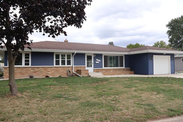 2711 Hyacinth AVENUE, Janesville, WI 53545