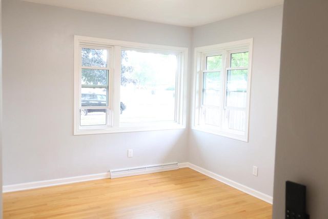 2711 Hyacinth AVENUE, Janesville, WI 53545