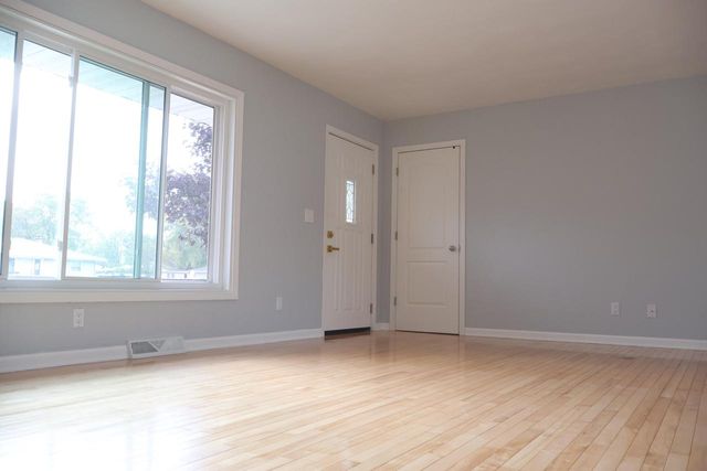 2711 Hyacinth AVENUE, Janesville, WI 53545