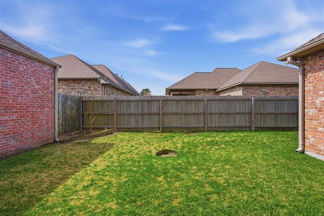 6134 E Azalea Drive, Lake Charles, LA 70605