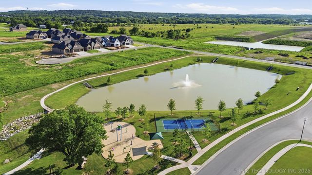 14285 S Delaware Place, Bixby, OK 74008