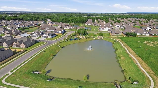 14285 S Delaware Place, Bixby, OK 74008