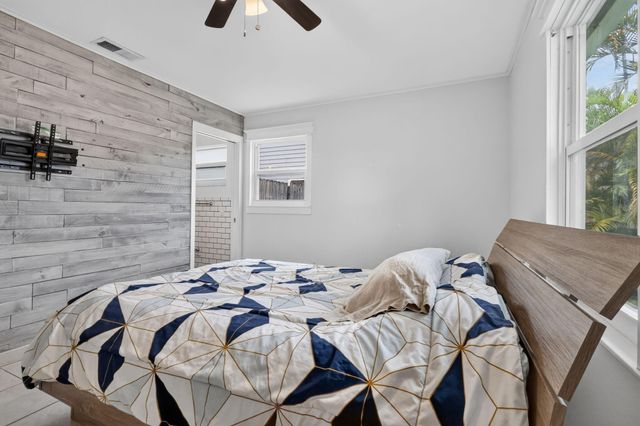 5258 Canal Circle W, Lake Worth, FL 33467
