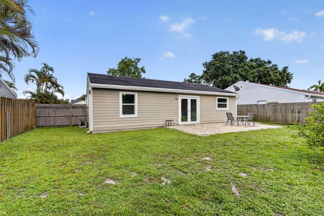 5258 Canal Circle W, Lake Worth, FL 33467