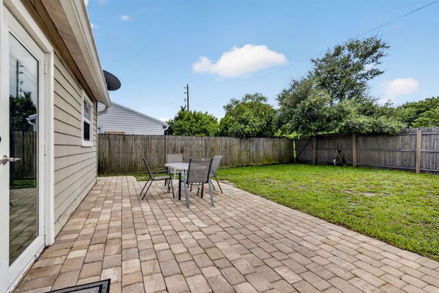 5258 Canal Circle W, Lake Worth, FL 33467