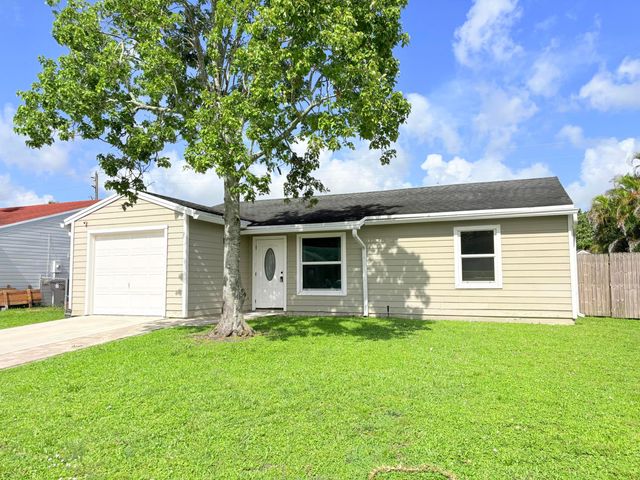5258 Canal Circle W, Lake Worth, FL 33467