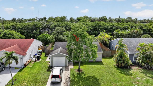 5258 Canal Circle W, Lake Worth, FL 33467