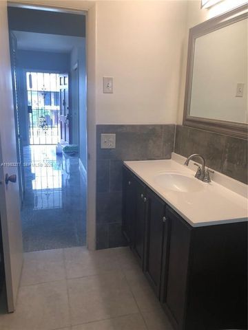 1050 Atlantic Shores Blvd 211, Hallandale Beach, FL 33009