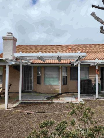 856 Harrow, Hemet, CA 92545