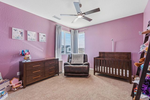 952 Pinnacle Drive W, Madera, CA 93636