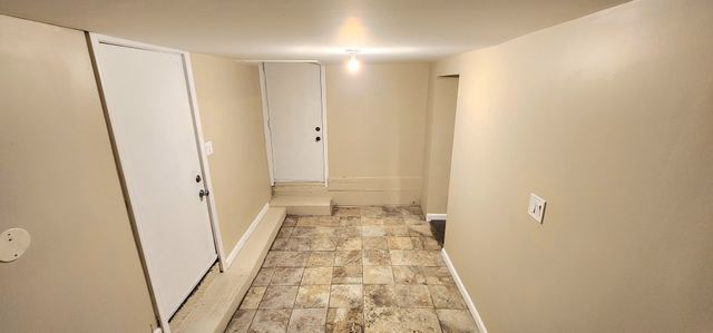 2948 S Lyman Street, Chicago, IL 60608