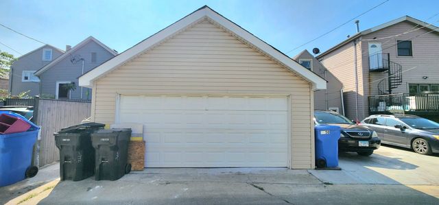 2948 S Lyman Street, Chicago, IL 60608