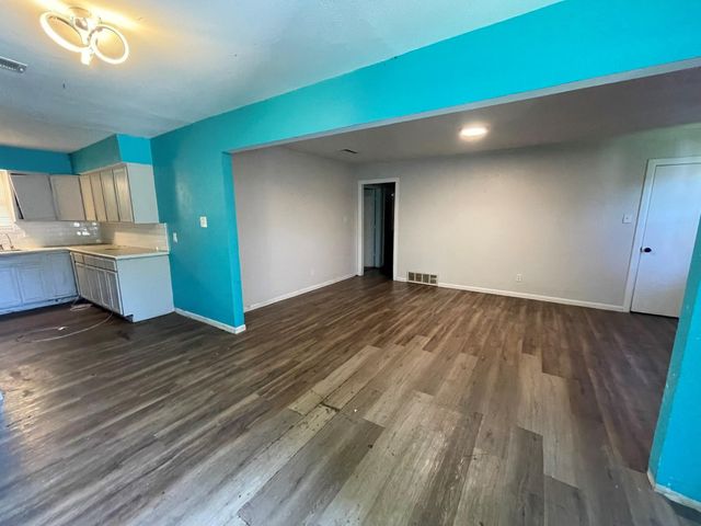 1200 Carroll Avenue, Duncanville, TX 75137