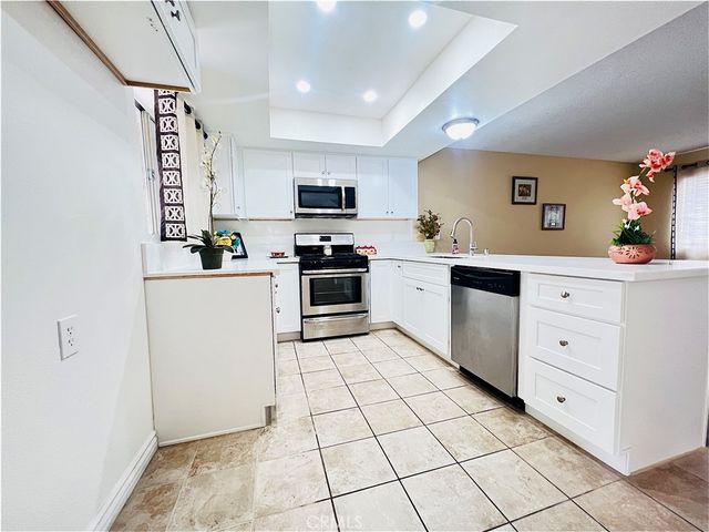 5195 Walnut 14, Chino, CA 91710