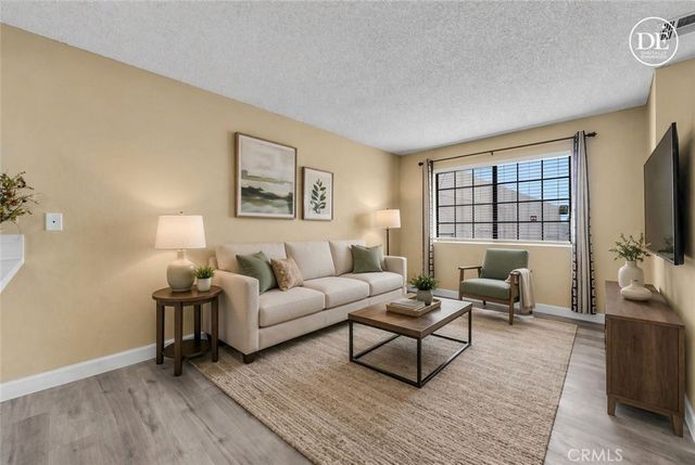 5195 Walnut 14, Chino, CA 91710