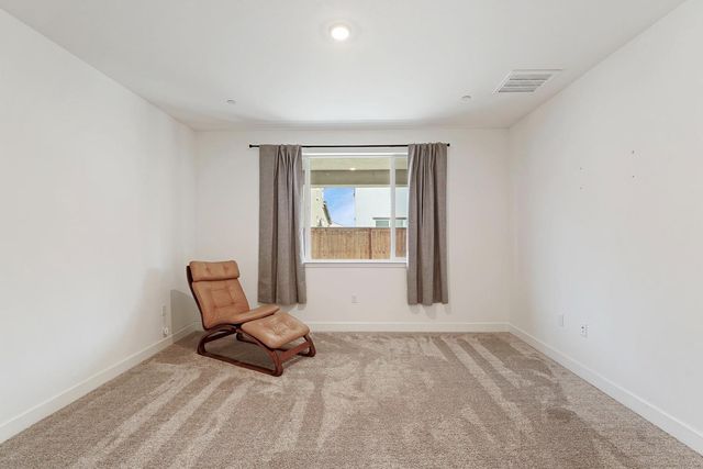 6638 Guadalupe Ln, Stockton, CA 95219