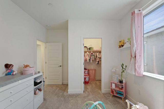 6638 Guadalupe Ln, Stockton, CA 95219