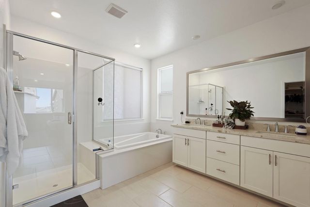 6638 Guadalupe Ln, Stockton, CA 95219