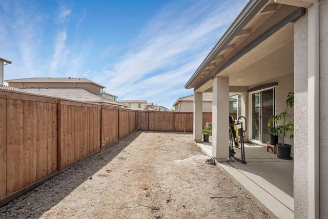 6638 Guadalupe Ln, Stockton, CA 95219