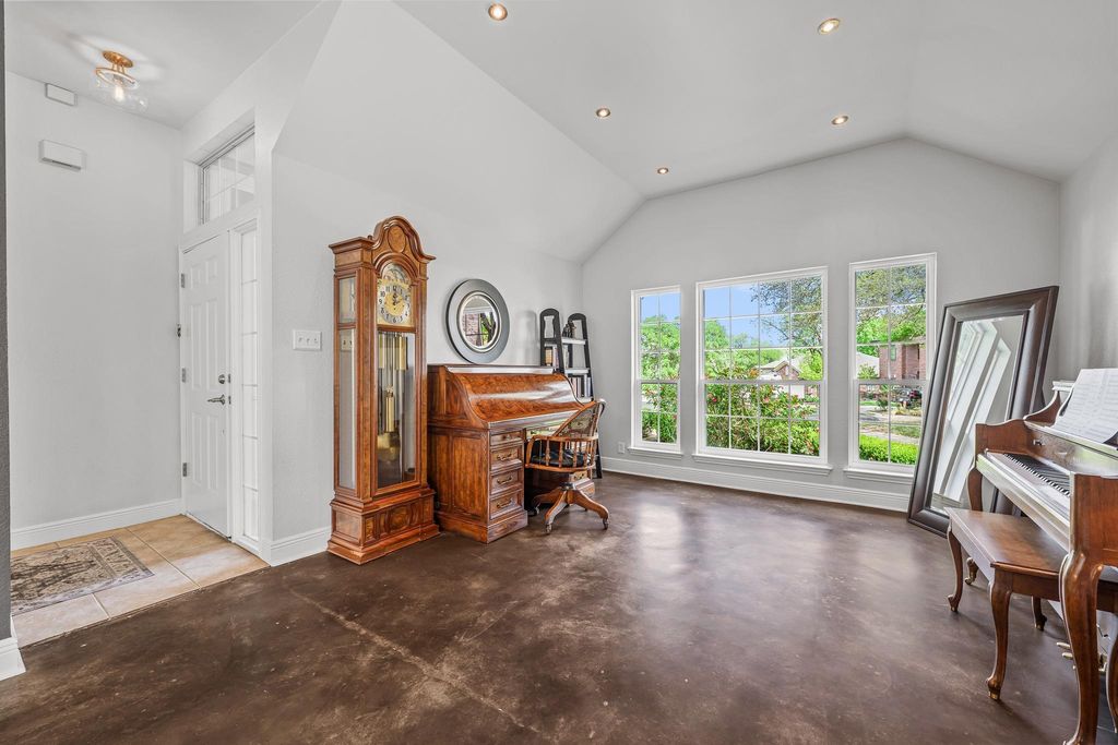 4801 Counts CV, Austin, TX 78749