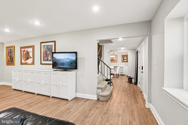 8715 CRESTMONT LN, Laurel, MD 20708
