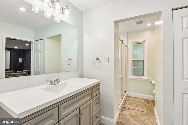 8715 CRESTMONT LN, Laurel, MD 20708