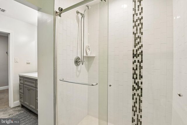 8715 CRESTMONT LN, Laurel, MD 20708
