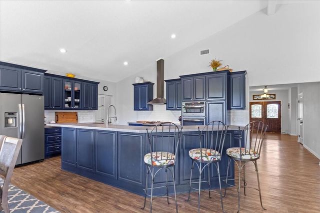 1883 Watterson RD, Bastrop, TX 78602