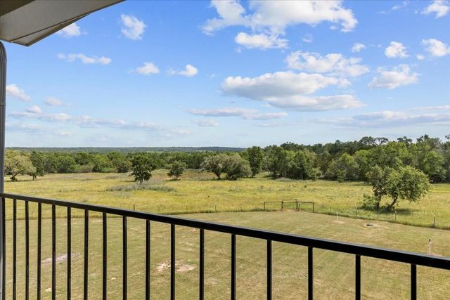1883 Watterson RD, Bastrop, TX 78602
