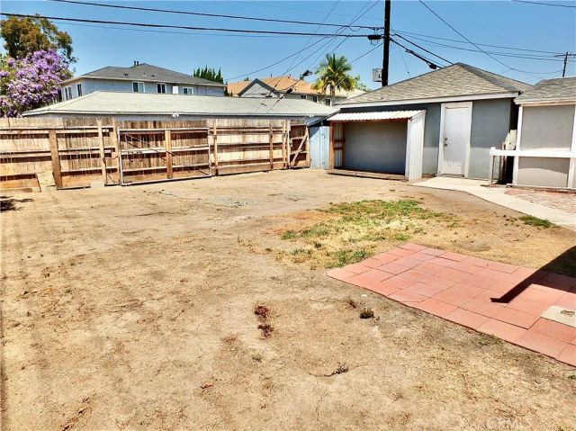 4451 E Goldfield Avenue, Long Beach, CA 90807