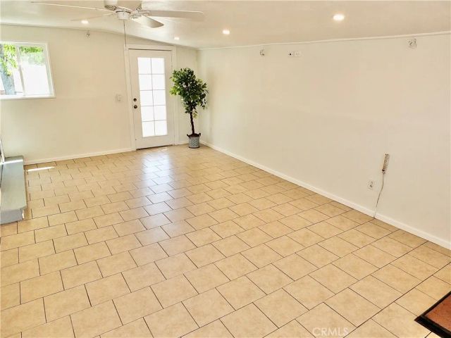 4451 E Goldfield Avenue, Long Beach, CA 90807