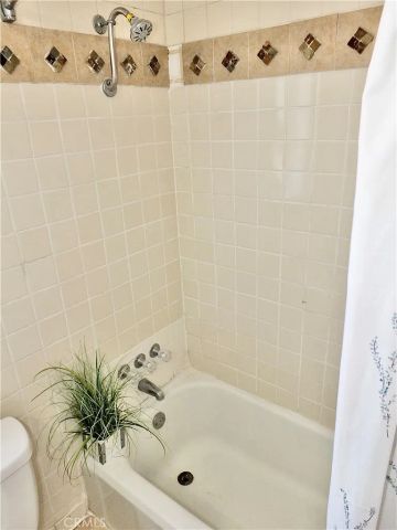 4451 E Goldfield Avenue, Long Beach, CA 90807