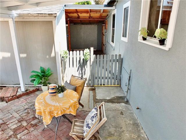 4451 E Goldfield Avenue, Long Beach, CA 90807