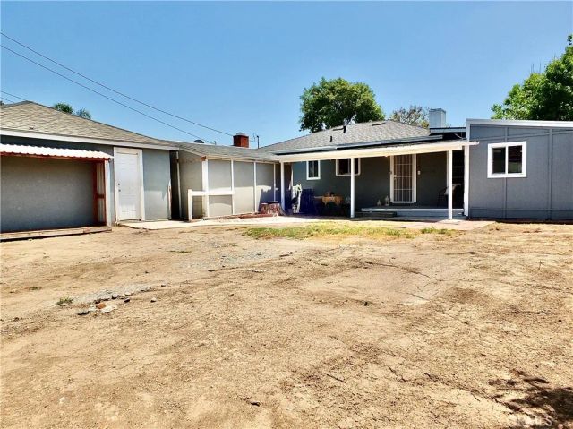 4451 E Goldfield Avenue, Long Beach, CA 90807