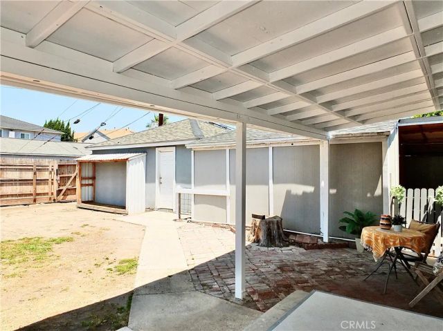 4451 E Goldfield Avenue, Long Beach, CA 90807