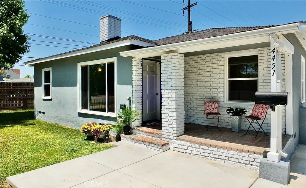 4451 E Goldfield Avenue, Long Beach, CA 90807
