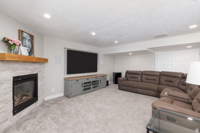 2401 W 2775 N, Farr West, UT 84404