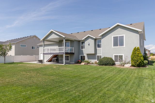 2401 W 2775 N, Farr West, UT 84404