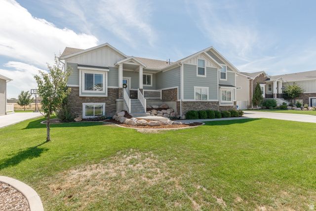 2401 W 2775 N, Farr West, UT 84404
