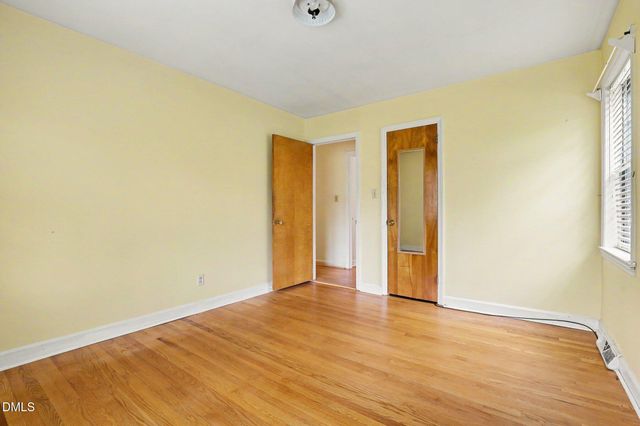 1813 Carbonton Road, Sanford, NC 27330