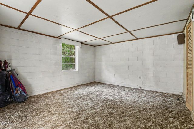 1813 Carbonton Road, Sanford, NC 27330