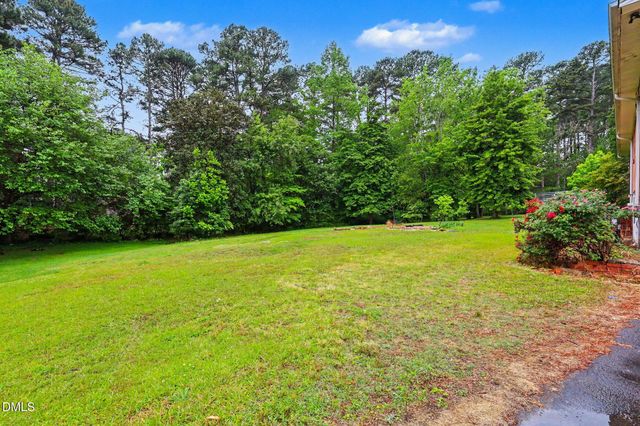 1813 Carbonton Road, Sanford, NC 27330