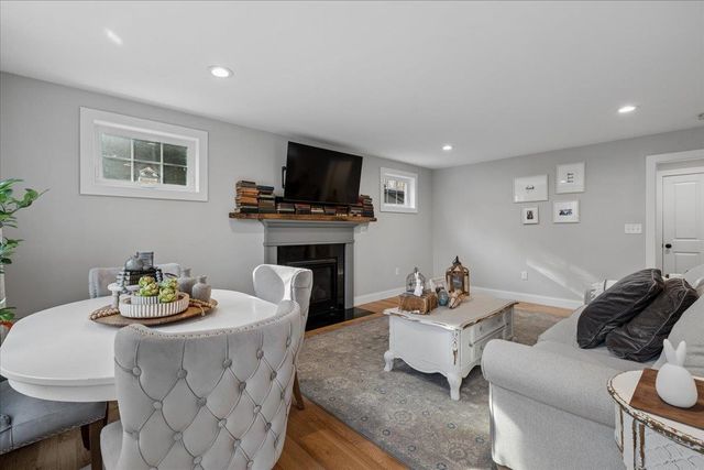 12 Freedom Way, Barrington, NH 03825