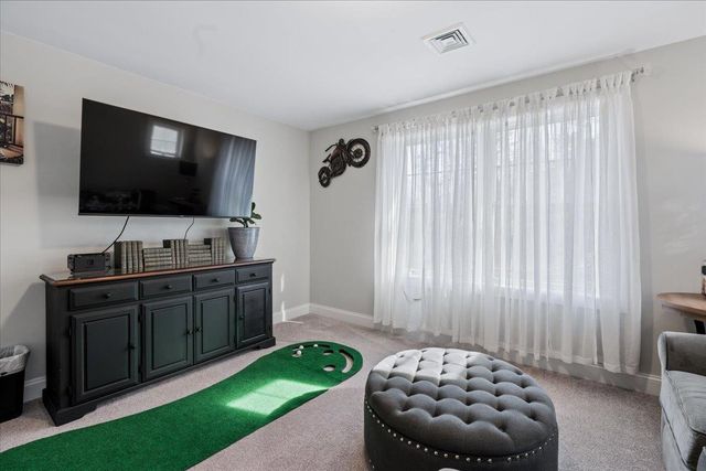 12 Freedom Way, Barrington, NH 03825