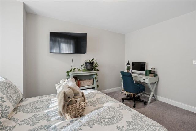 12 Freedom Way, Barrington, NH 03825