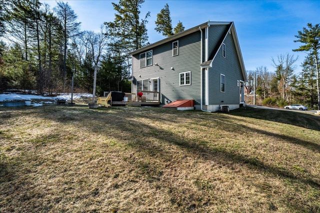 12 Freedom Way, Barrington, NH 03825