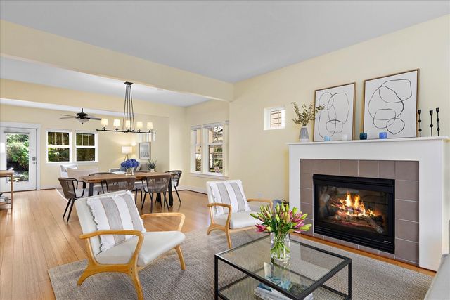 5925 31st Avenue SW, Seattle, WA 98126