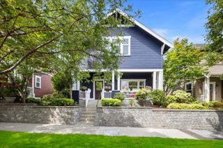 5925 31st Avenue SW, Seattle, WA 98126