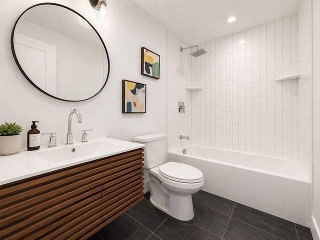 13 Quincy St 13C, Somerville, MA 02143